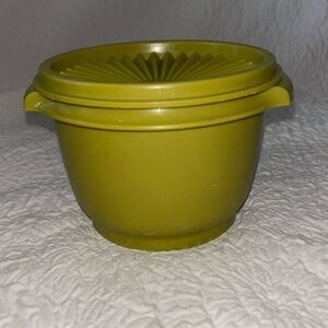 Tupperware Servalier Container Starburst Lid 886-6